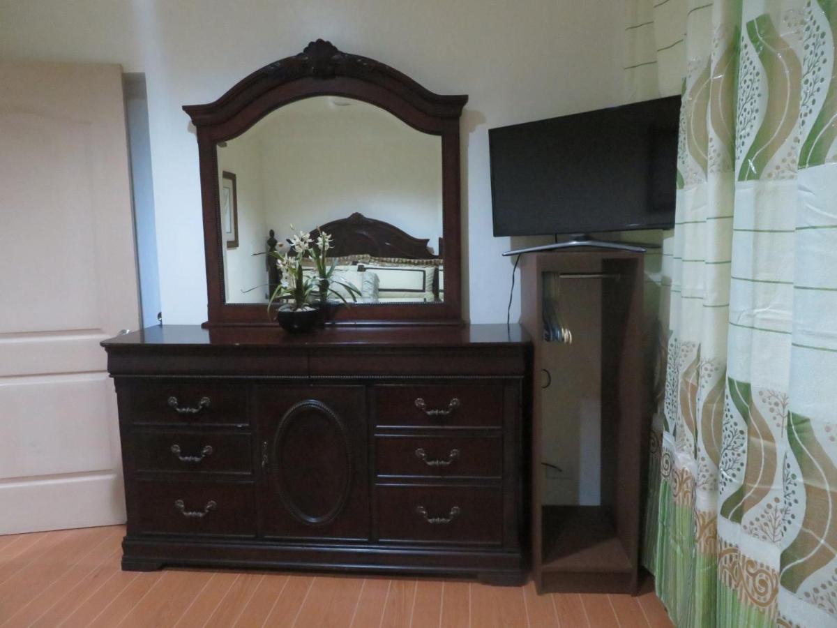 All Care Bed And Breakfast Tagaytay City Екстериор снимка