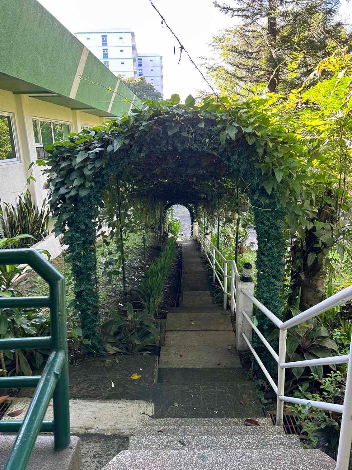 All Care Bed And Breakfast Tagaytay City Екстериор снимка